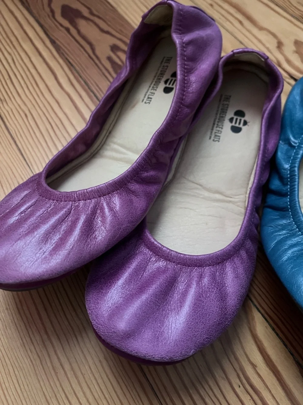 2 pairs Storehouse Oil-Tanned flats